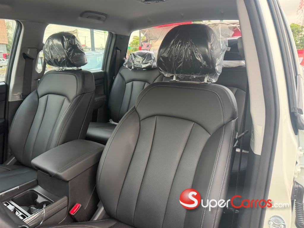 2027 KGM Musso Q300 SPORT — foto 9 / 11