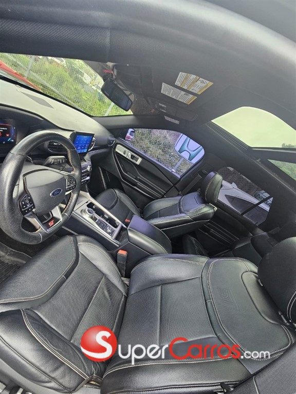 2020 Ford Explorer ST — foto 10 / 12