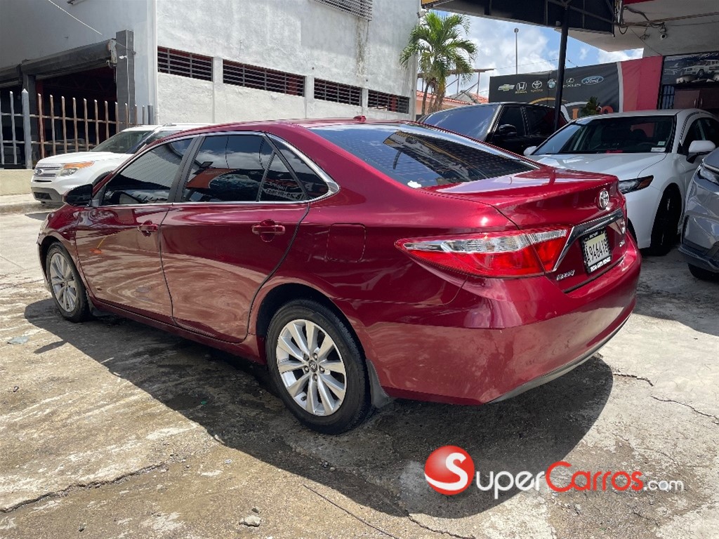 2016 Toyota Camry — foto 3 / 9