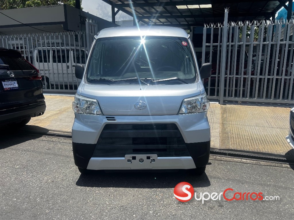 2019 Daihatsu Hijet — foto 2 / 9