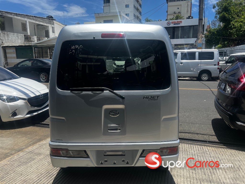 2019 Daihatsu Hijet — foto 4 / 9