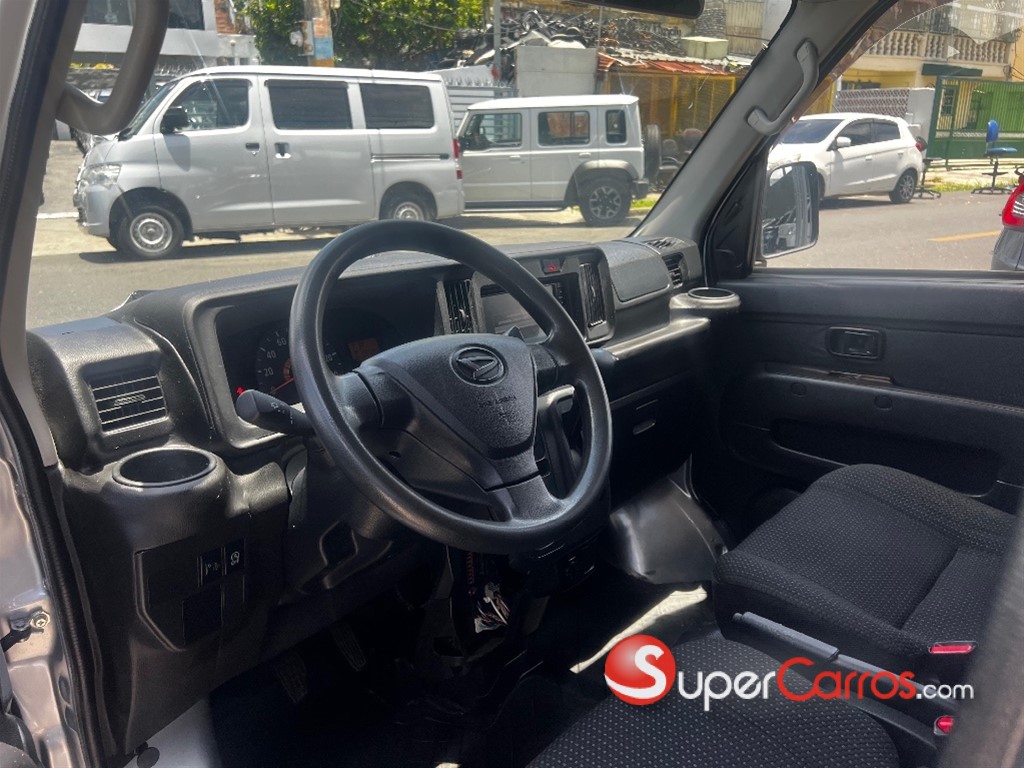 2019 Daihatsu Hijet — foto 7 / 9