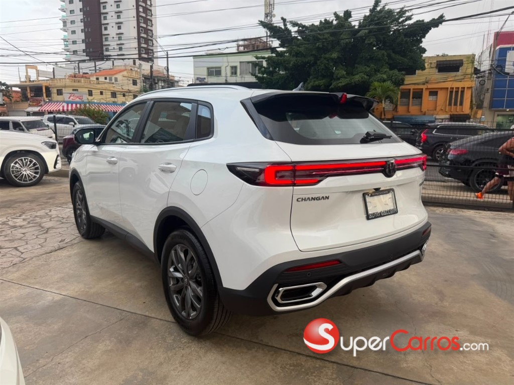 2027 Changan CS 55 Plus — foto 5 / 11