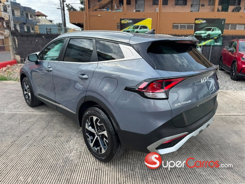 2023 Kia Sportage EX — foto 4 / 9