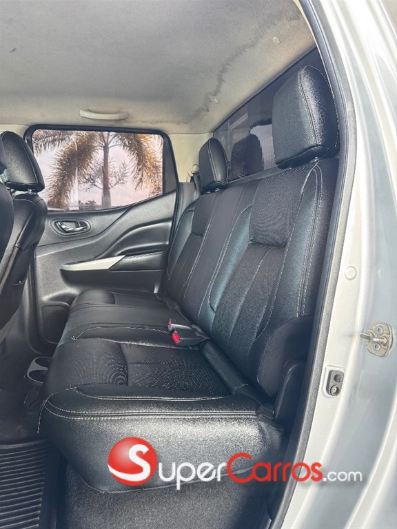 2016 Nissan Frontier NP300 — foto 7 / 10