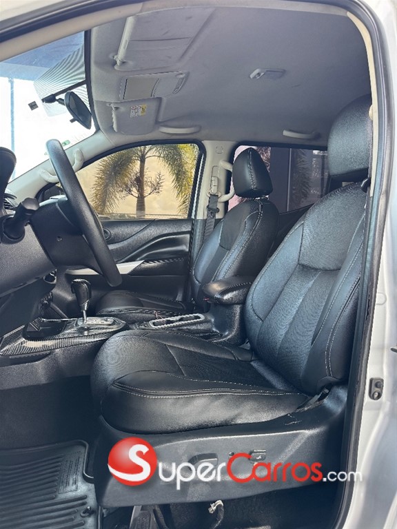 2016 Nissan Frontier NP300 — foto 8 / 10