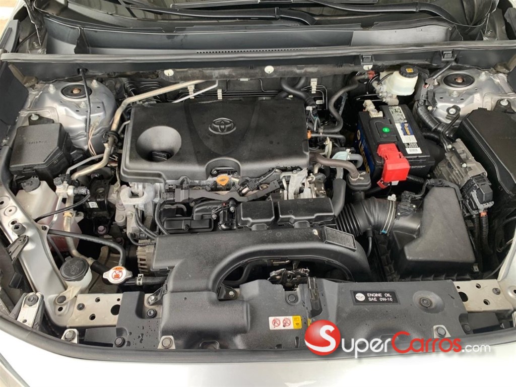 2020 Toyota RAV4 LE — foto 2 / 9