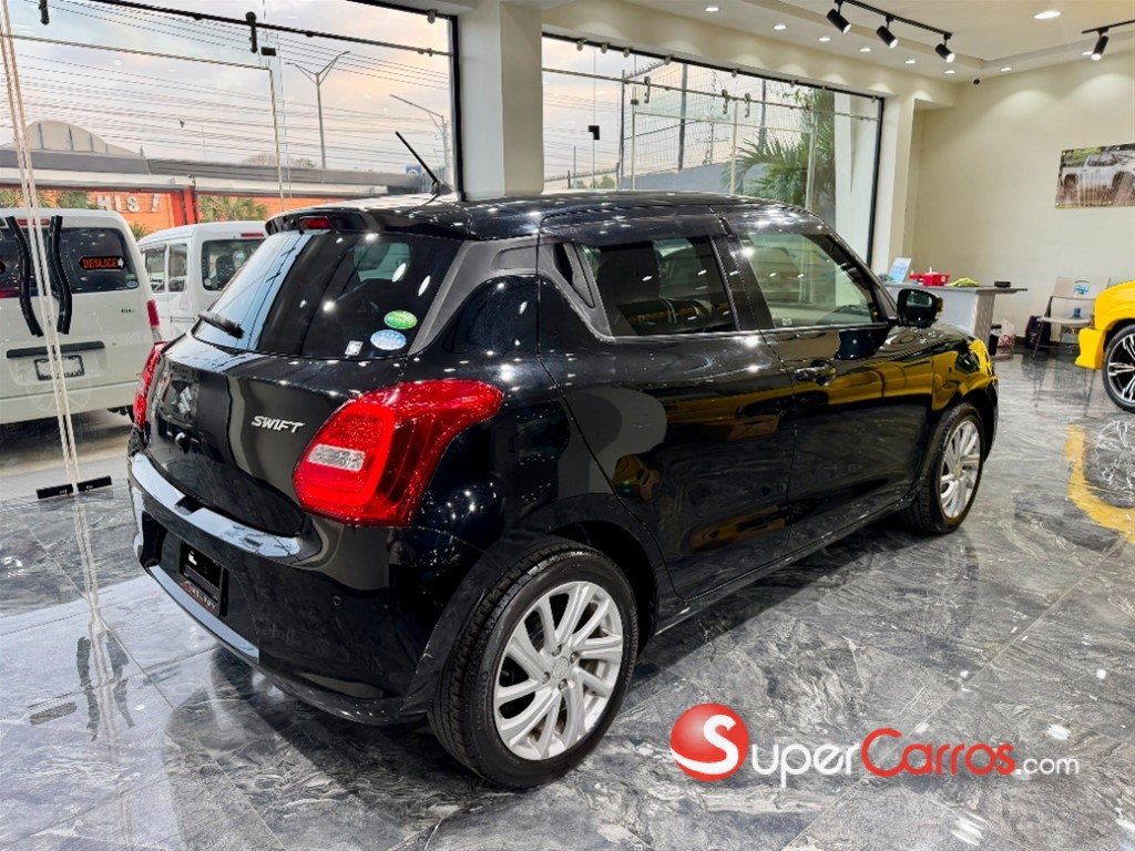 2021 Suzuki Swift — foto 6 / 12