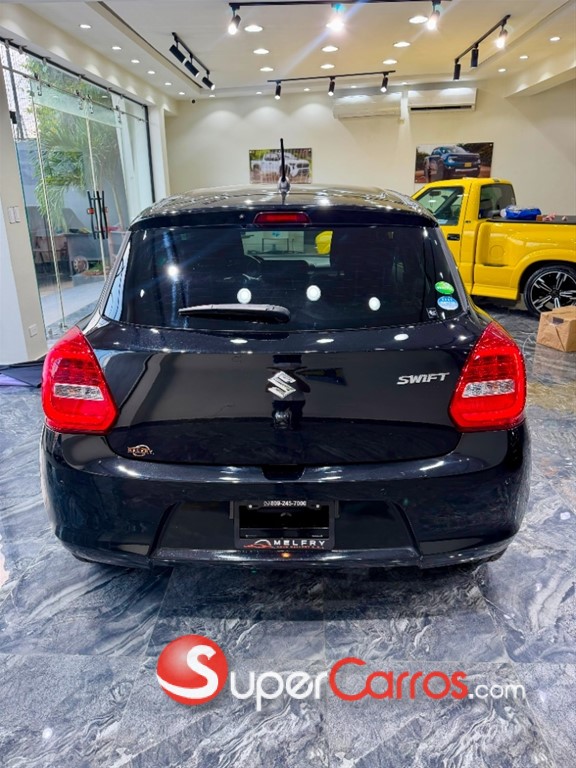 2021 Suzuki Swift — foto 7 / 12