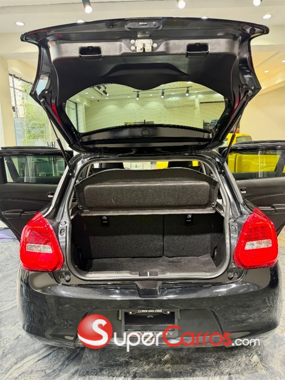 2021 Suzuki Swift — foto 9 / 12