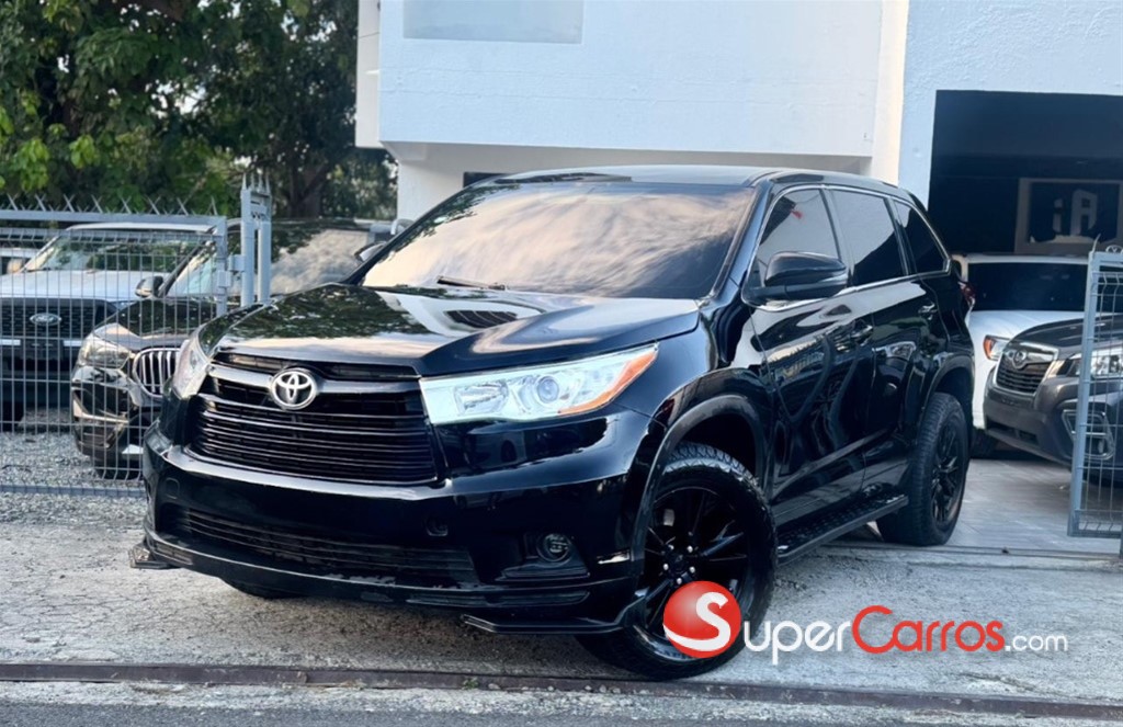 2014 Toyota Highlander LE — foto 2 / 8