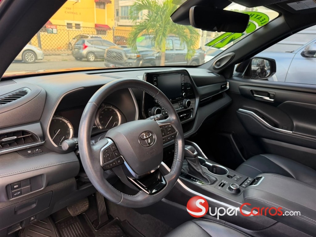2021 Toyota Highlander — foto 9 / 12