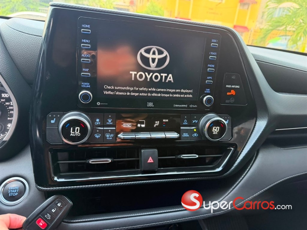 2021 Toyota Highlander — foto 10 / 12