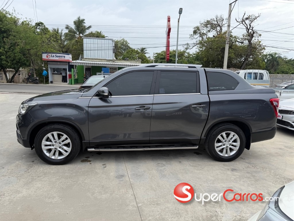 2020 SsangYong Rexton Sport — foto 4 / 12