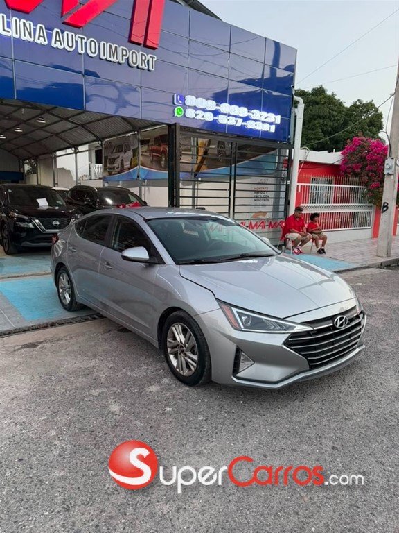 2020 Hyundai Elantra SEL — foto 6 / 10