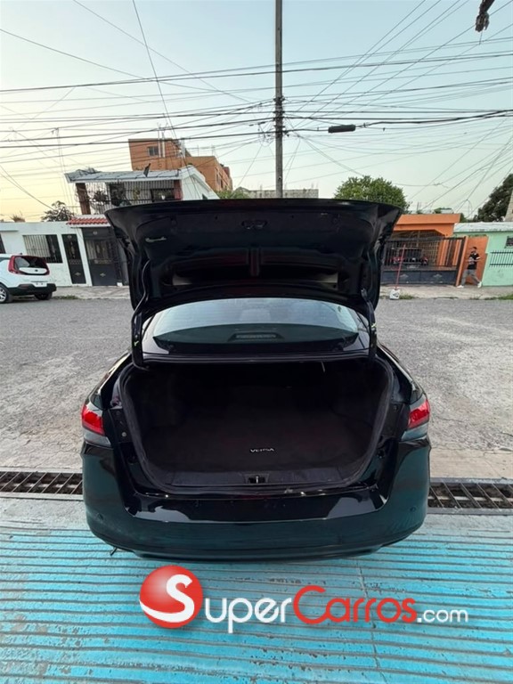 2021 Nissan Versa SV — foto 9 / 11