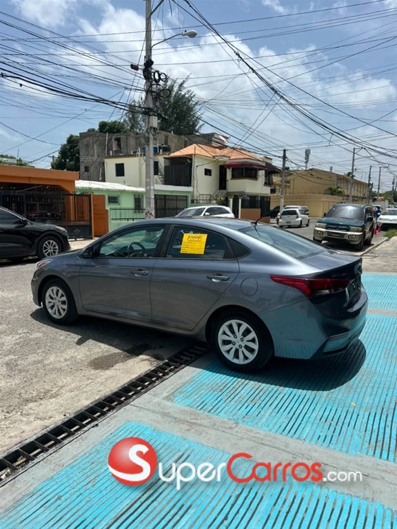 2020 Hyundai Accent SE — foto 3 / 10