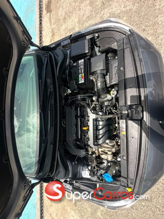 2020 Hyundai Accent SE — foto 8 / 10