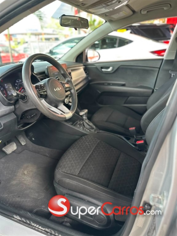 2023 Kia Rio LX — foto 4 / 11