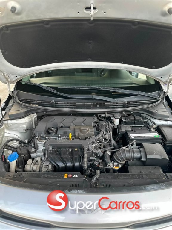 2023 Kia Rio LX — foto 5 / 11