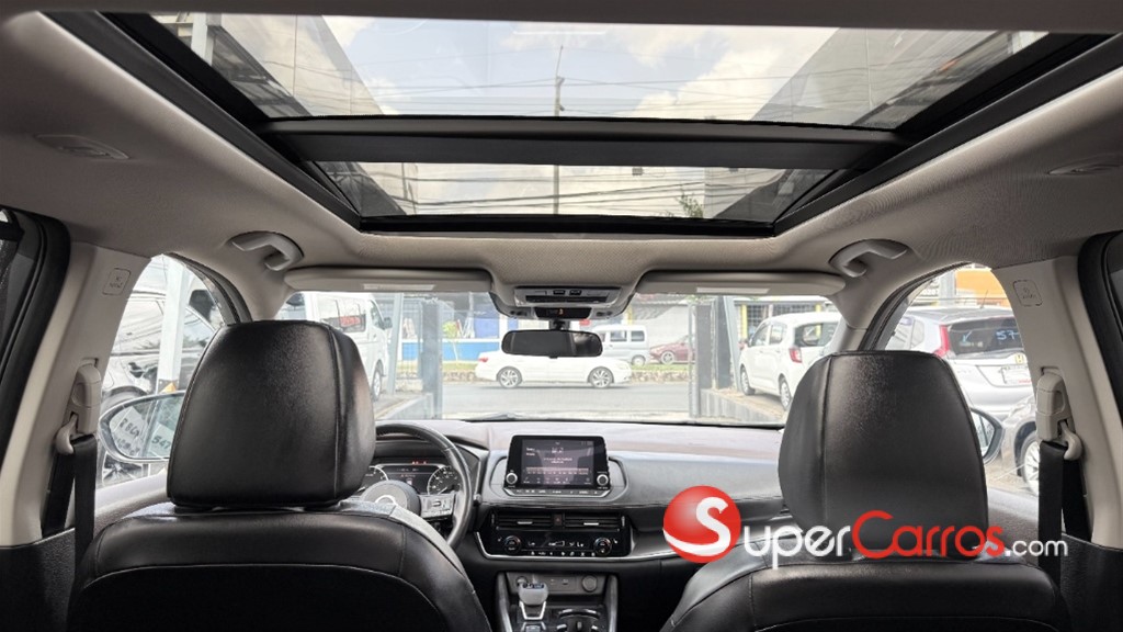 2021 Nissan Rogue SV — foto 10 / 12