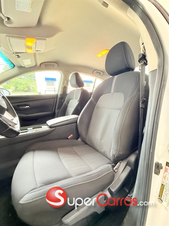 2020 Nissan Sentra SV — foto 3 / 10