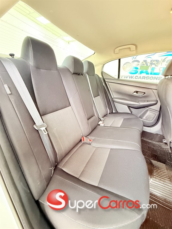 2020 Nissan Sentra SV — foto 5 / 10