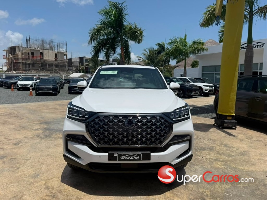 2027 KGM Rexton SPORT — foto 2 / 12