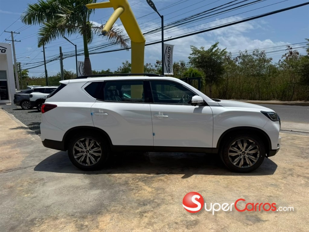 2027 KGM Rexton SPORT — foto 4 / 12