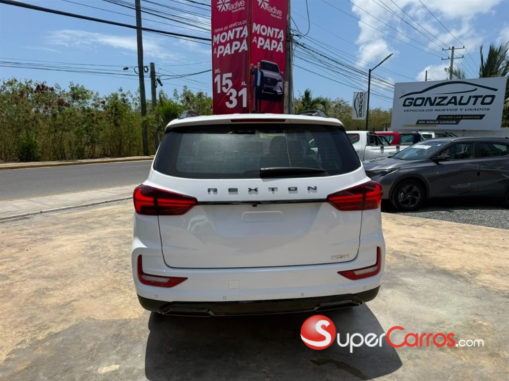 2027 KGM Rexton SPORT — foto 6 / 12