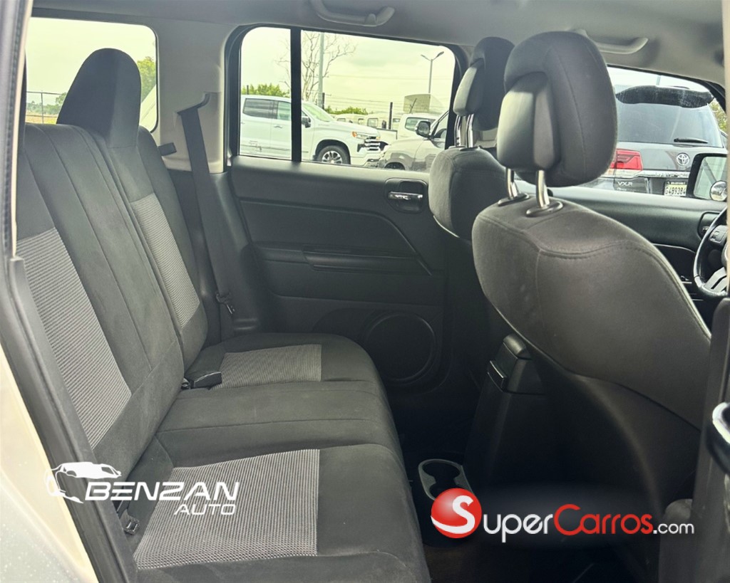 2013 Jeep Patriot — foto 7 / 10
