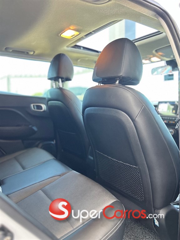 2020 Hyundai Venue — foto 2 / 10