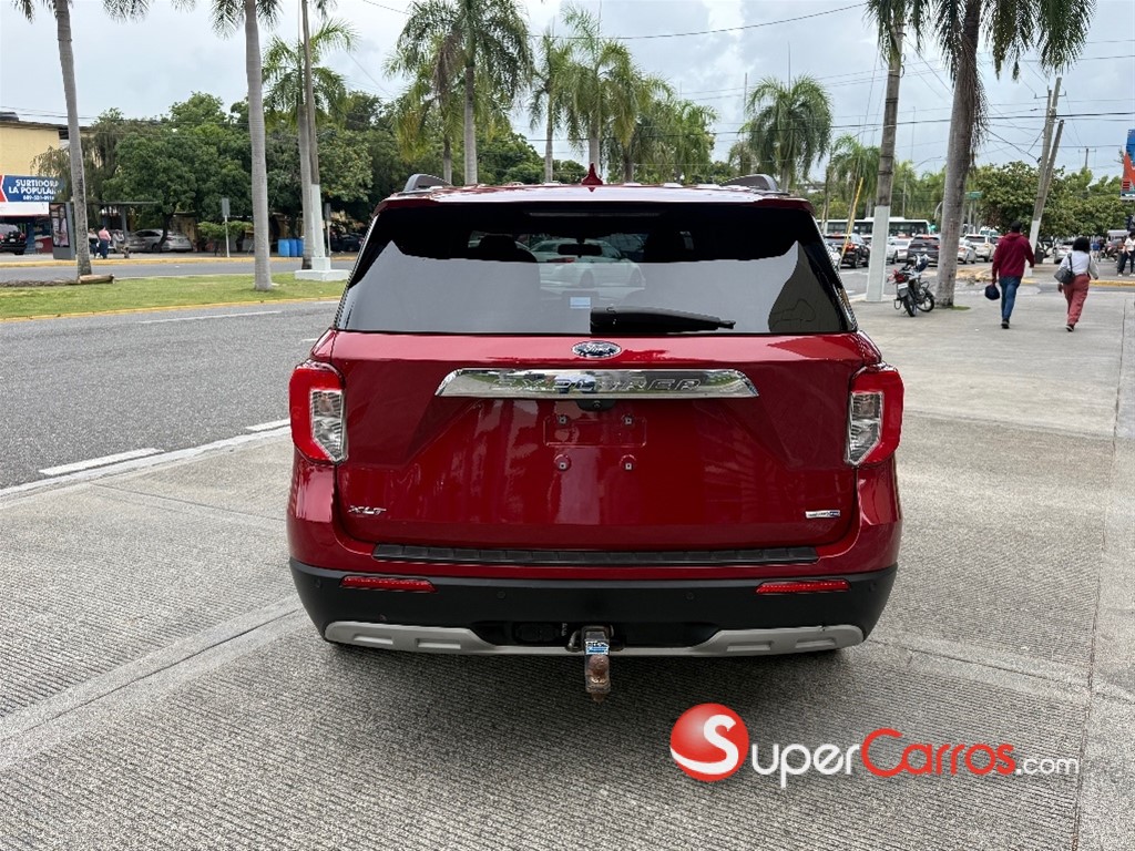 2020 Ford Explorer XLT 4WD — foto 10 / 11
