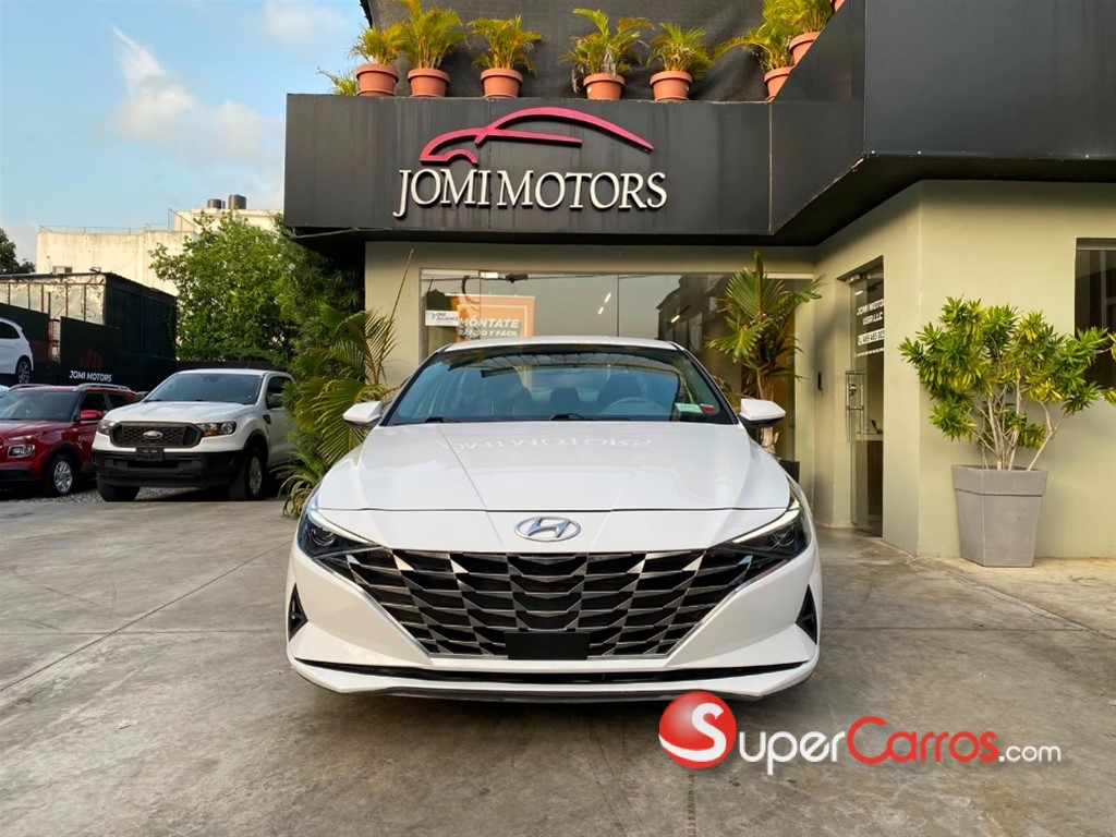 2021 Hyundai Elantra SE — foto 2 / 9