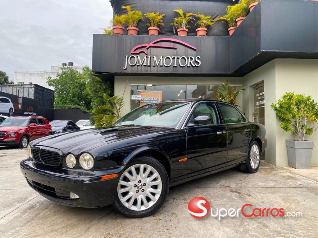 2004 Jaguar X J