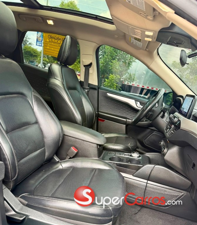 2020 Ford Escape SEL — foto 5 / 6