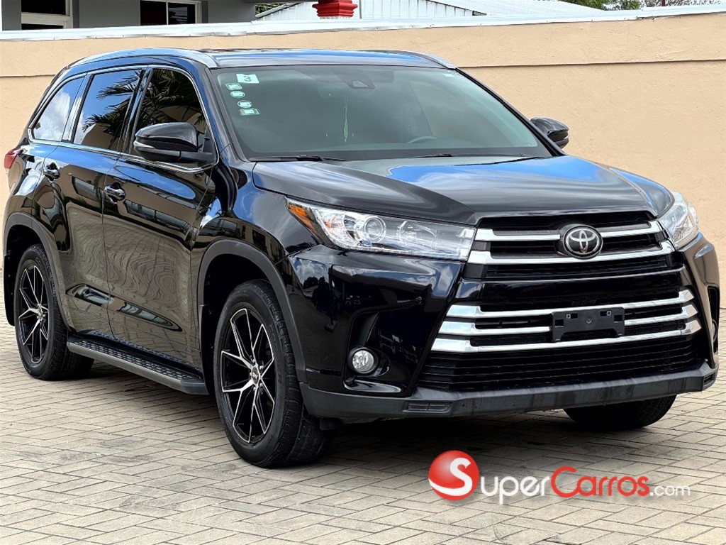 2018 Toyota Highlander Limited — foto 2 / 12