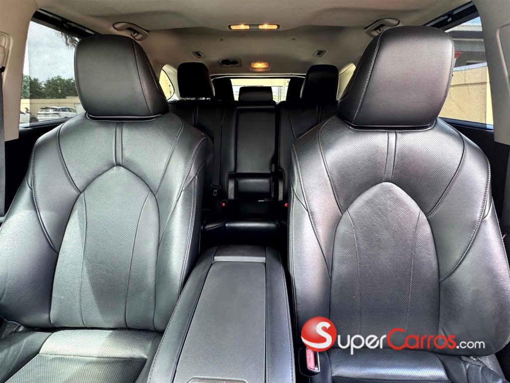 2020 Toyota Highlander Limited — foto 11 / 12