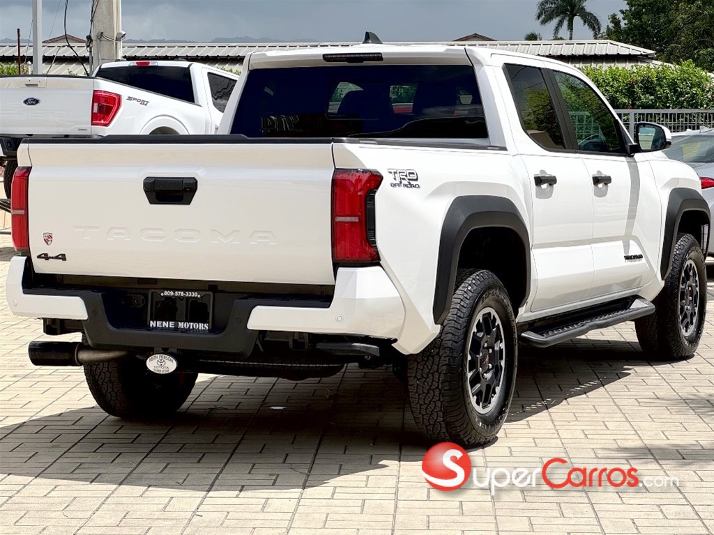 2024 Toyota Tacoma TRD OFF ROAD — foto 4 / 12