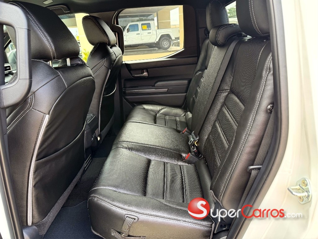 2024 Toyota Tacoma TRD OFF ROAD — foto 7 / 12
