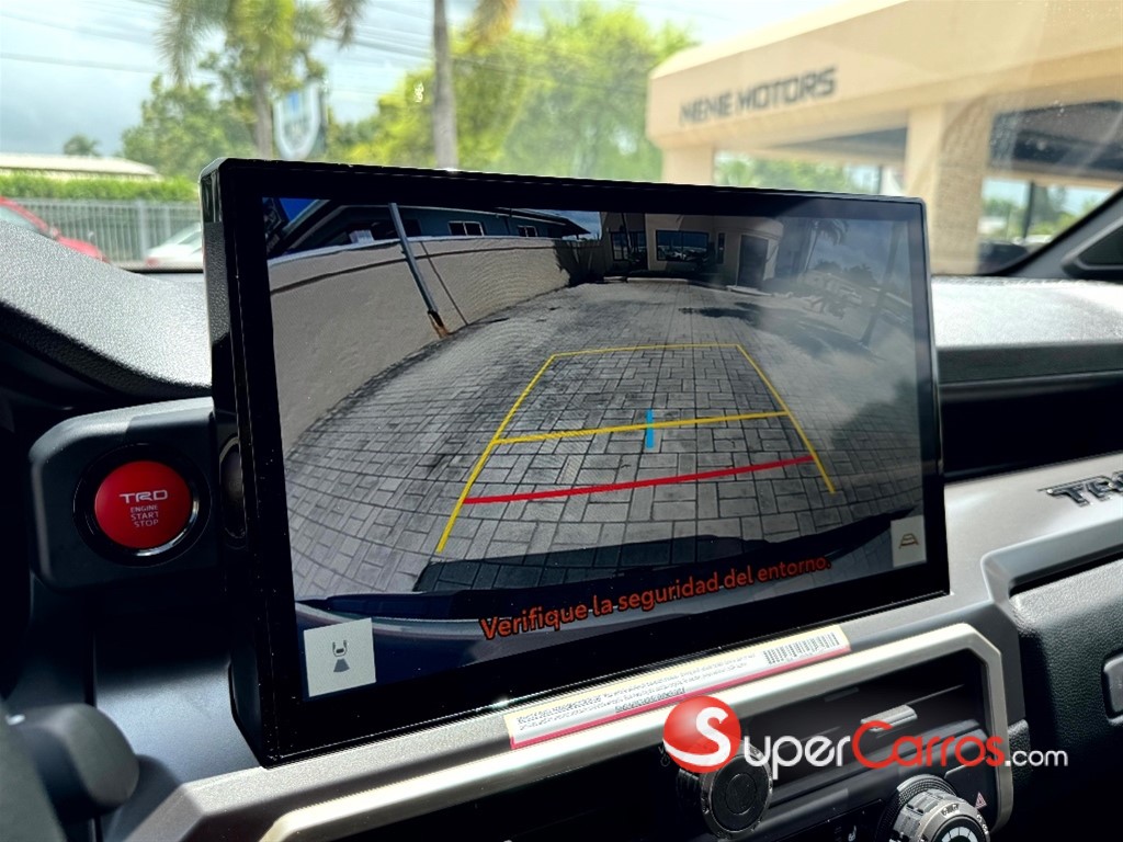 2024 Toyota Tacoma TRD OFF ROAD — foto 11 / 12