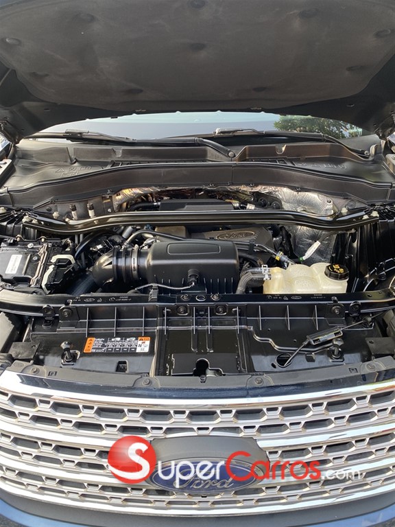 2020 Ford Explorer Limited — foto 12 / 12