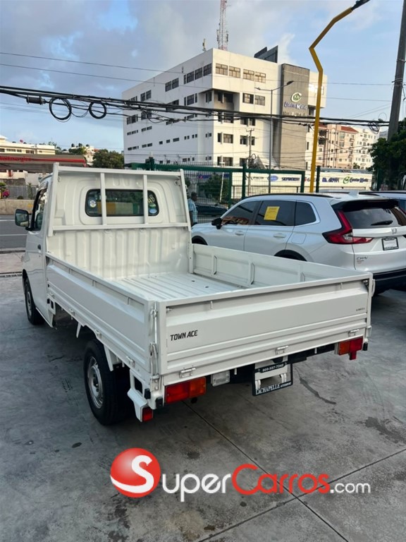 2020 Toyota Town-Ace — foto 6 / 12