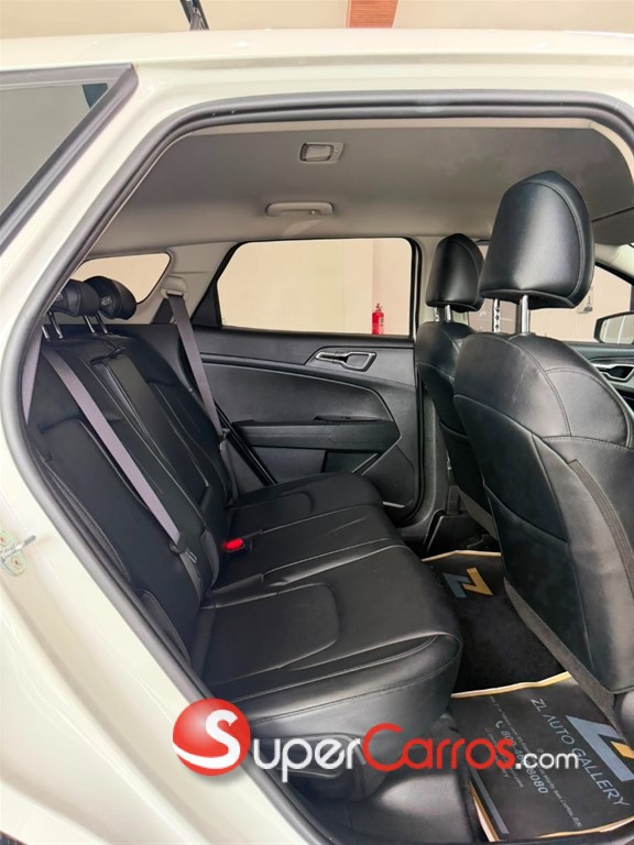 2022 Kia Sportage EX — foto 5 / 12