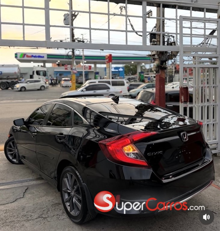 2021 Honda Civic — foto 7 / 12