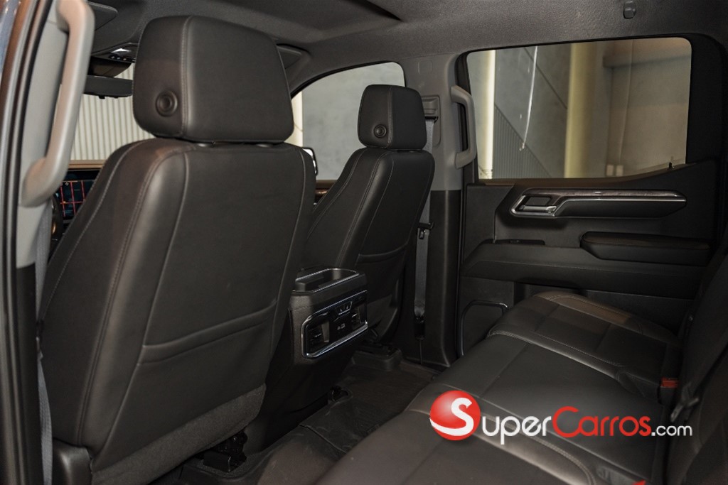 2024 Chevrolet Silverado 1500 LTZ Duramax — foto 8 / 12