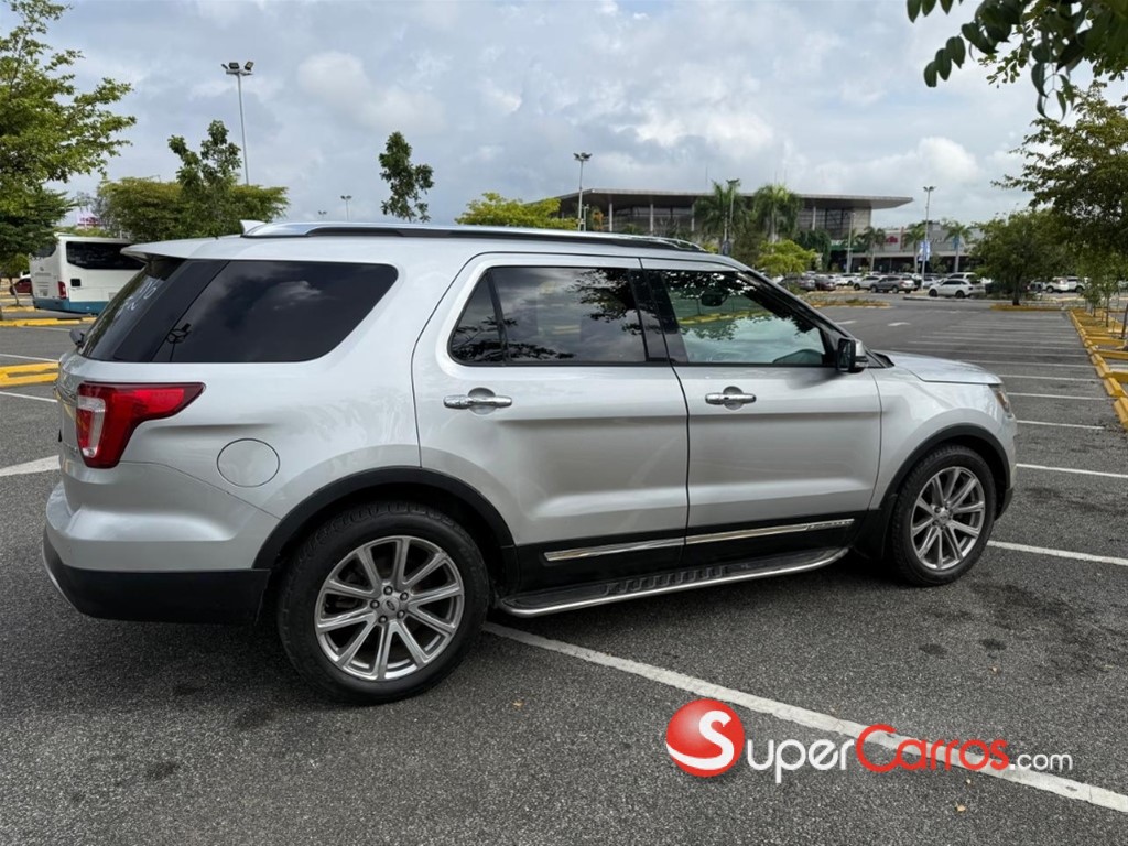 2016 Ford Explorer Limited — foto 5 / 10