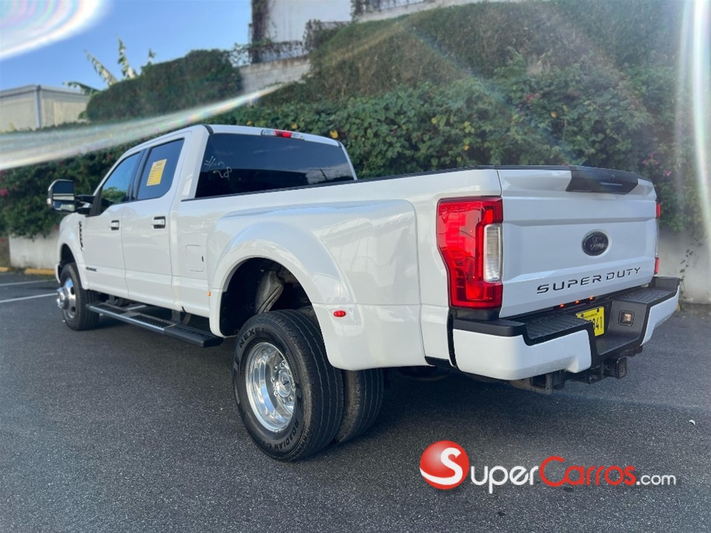 2018 Ford F 350 Super Duty — foto 9 / 11
