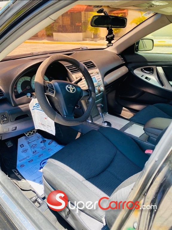 2010 Toyota Camry SE — foto 2 / 5