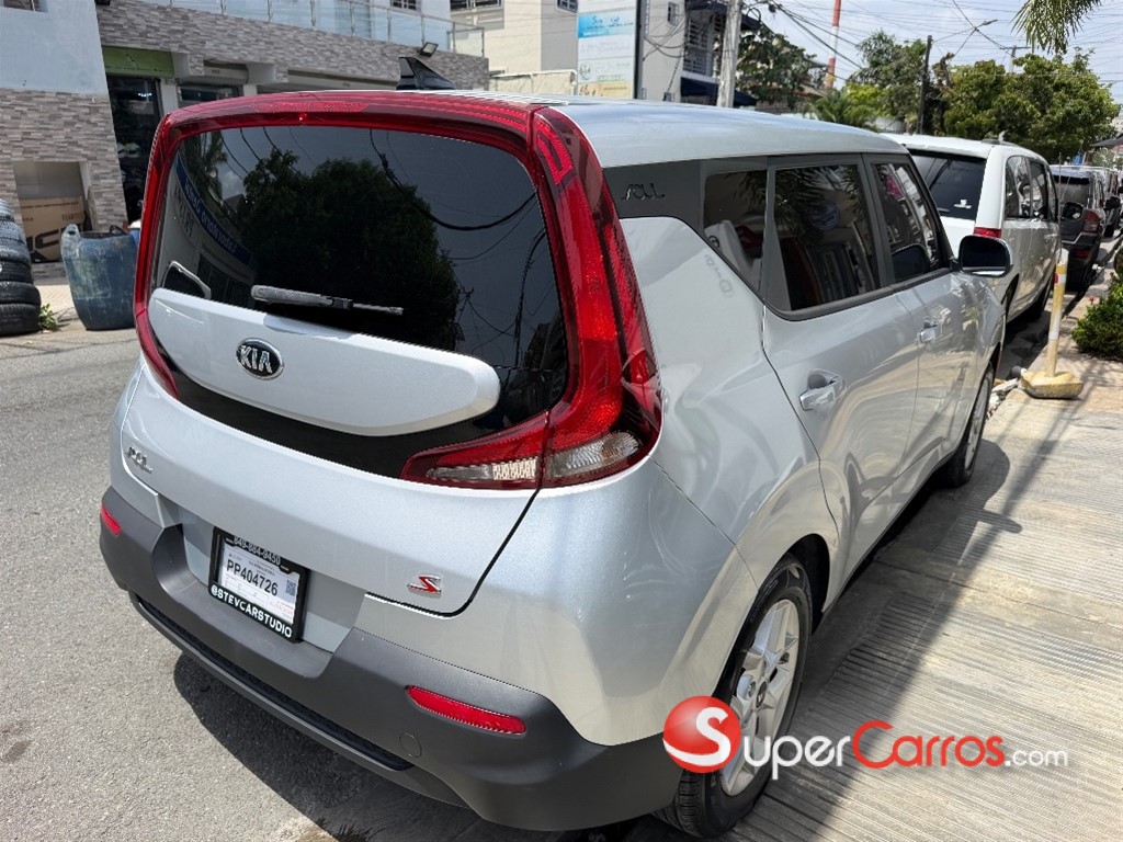 2020 Kia Soul S — foto 4 / 10